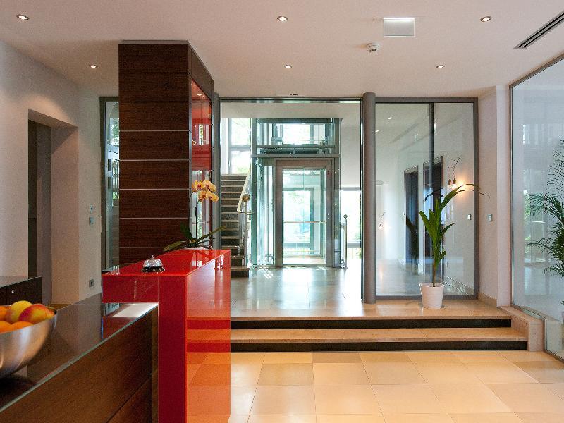 Hotel Kocks Am Muehlenberg มึลไฮม์ อันแดร์ รัวร์ ภายนอก รูปภาพ