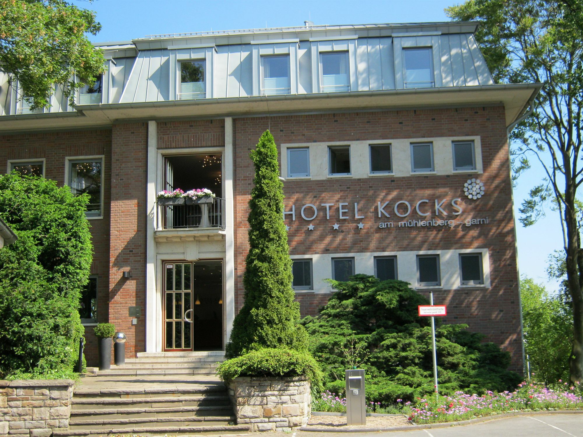 Hotel Kocks Am Muehlenberg มึลไฮม์ อันแดร์ รัวร์ ภายนอก รูปภาพ
